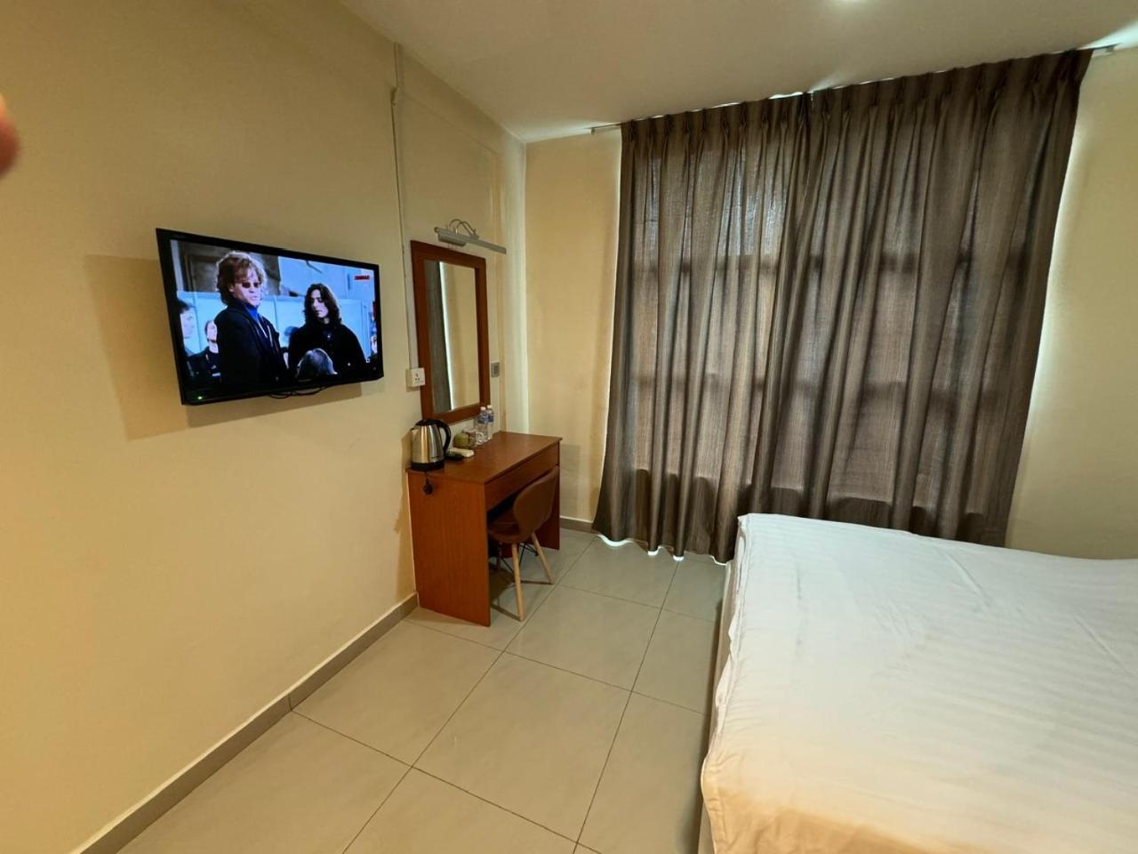 Aeton Hotel Nilai Exterior foto